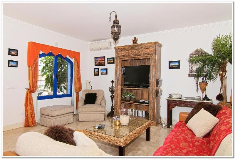Вилла Mi Casa Su Casa Ла-Олива Экстерьер фото